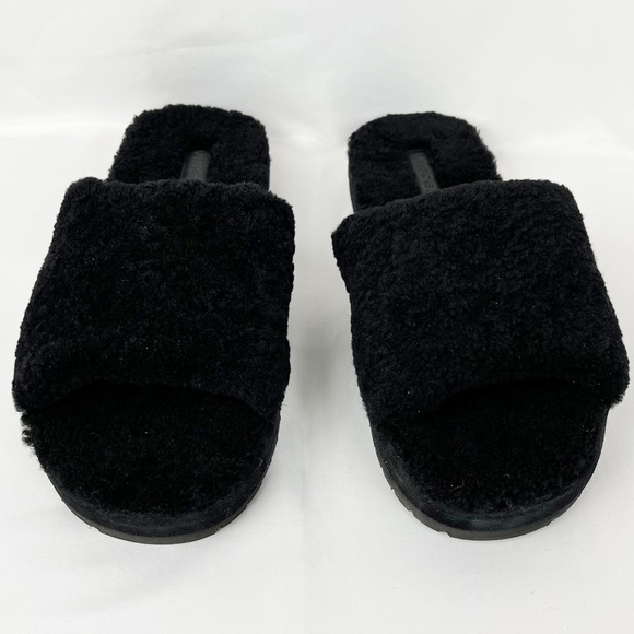 Vince Black Teddy New Zealand Dyed Lamb Fur Cozy Slides Slippers Sz11 NWOB - Picture 2 of 13